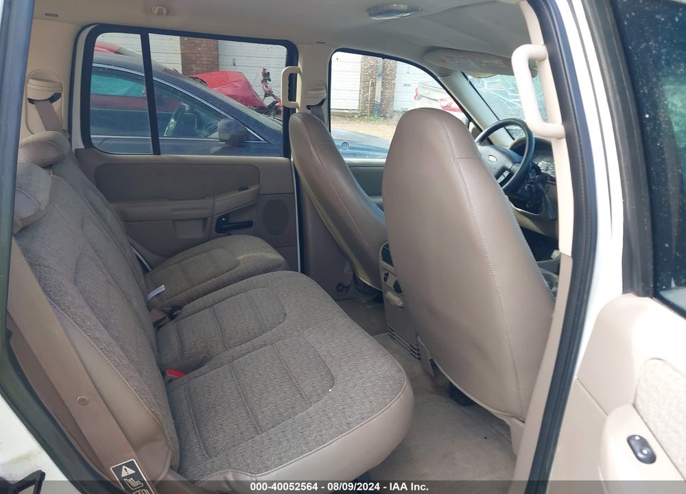 2002 FORD EXPLORER XLS VIN: 1FMDU62E52UB08137