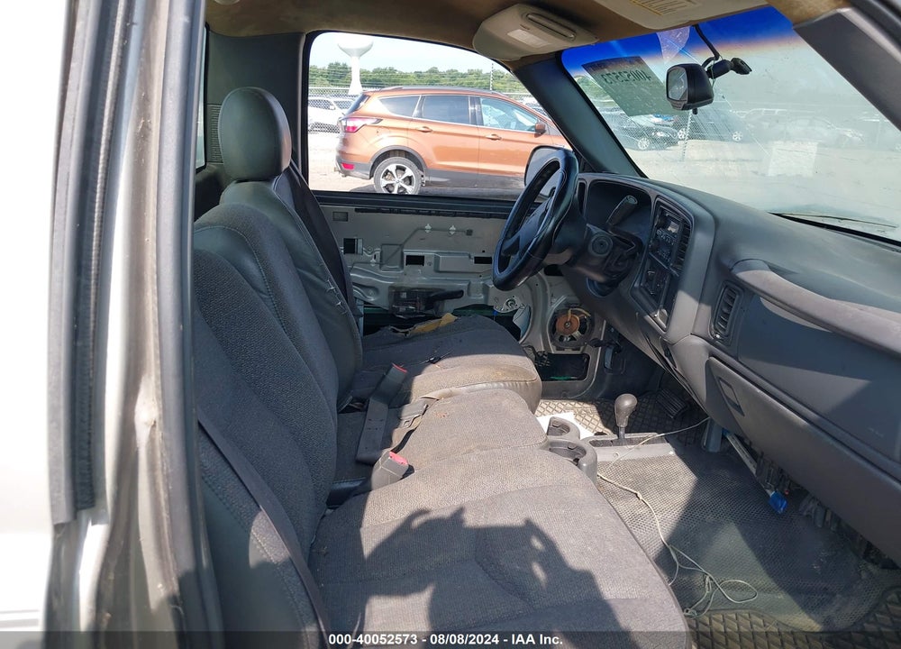 2003 GMC SIERRA 1500 WORK TRUCK VIN: 1GTEK14V33E178648