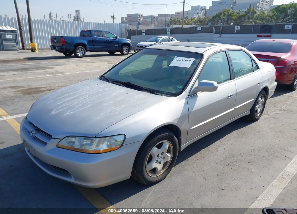 1998 HONDA ACCORD EX V6 VIN: 1HGCG1654WA040670
