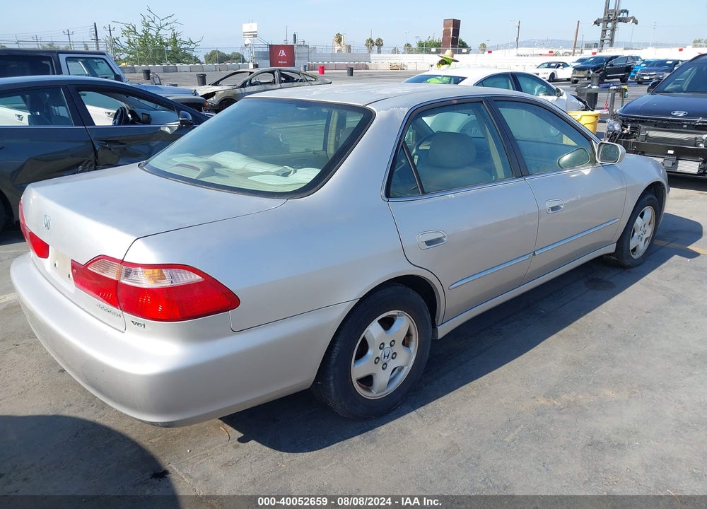 1998 HONDA ACCORD EX V6 VIN: 1HGCG1654WA040670
