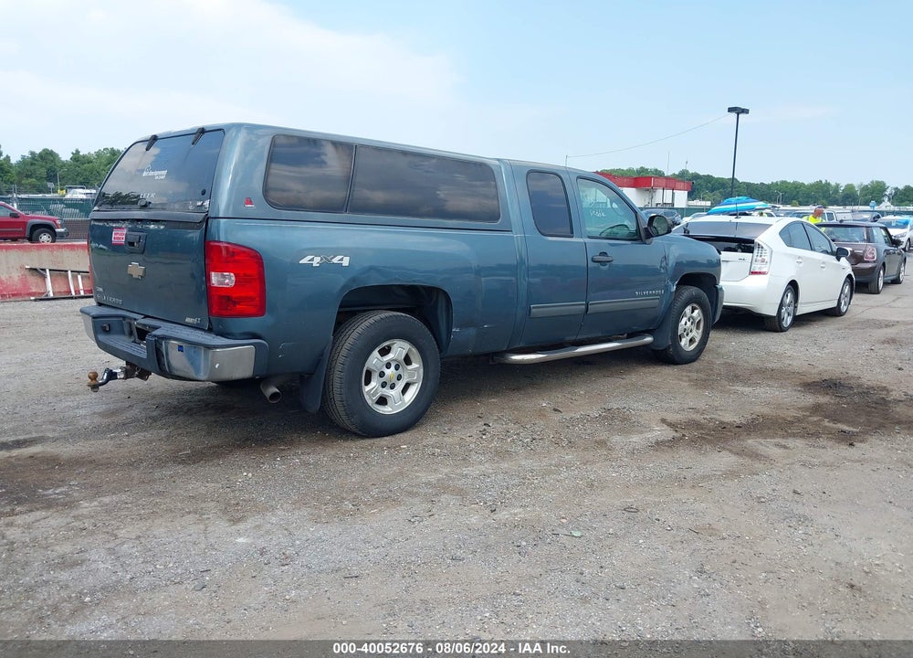 2009 CHEVROLET SILVERADO 1500 LT VIN: 1GCEK29019Z146236