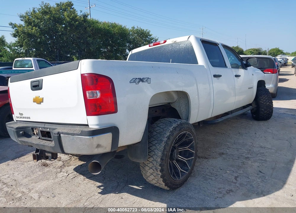 2014 CHEVROLET SILVERADO 2500HD WORK TRUCK VIN: 1GC1KVC86EF170221