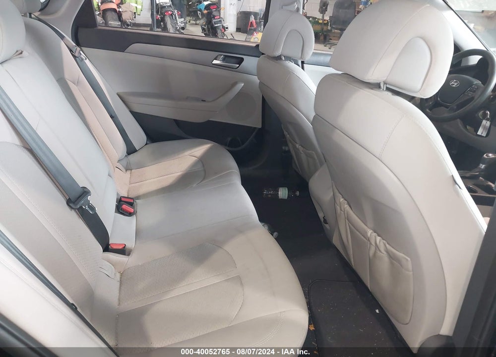 2016 HYUNDAI SONATA SE VIN: 5NPE24AF4GH423347