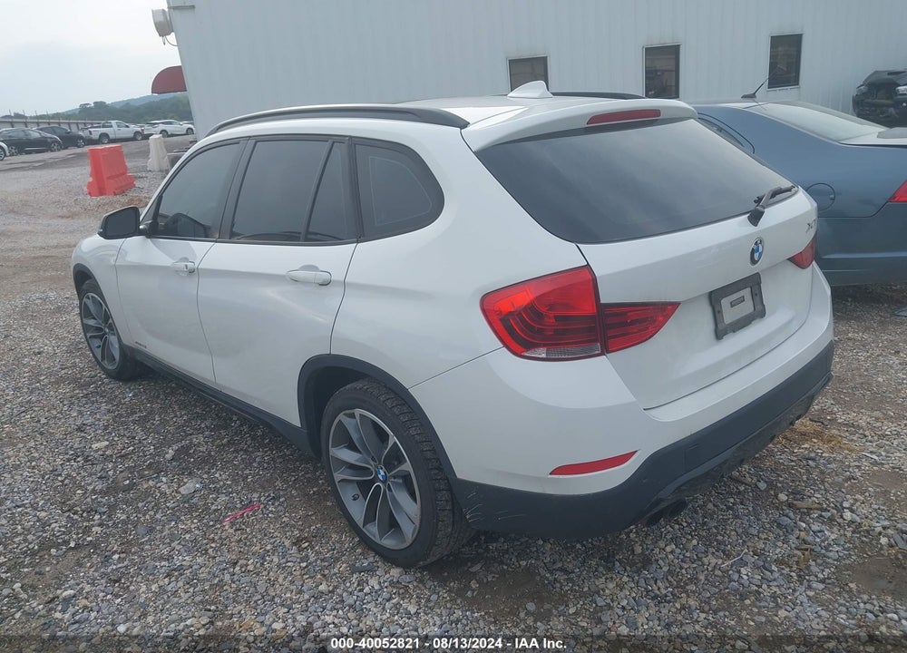 2014 BMW X1 VIN: WBAVL1C57EVY17595