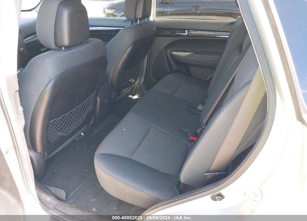 2013 KIA SORENTO LX VIN: 5XYKT3A1XDG311816