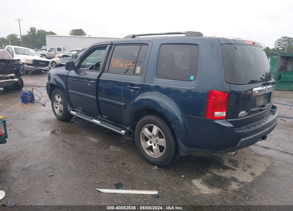 2011 HONDA PILOT EX-L VIN: 5FNYF3H52BB026915