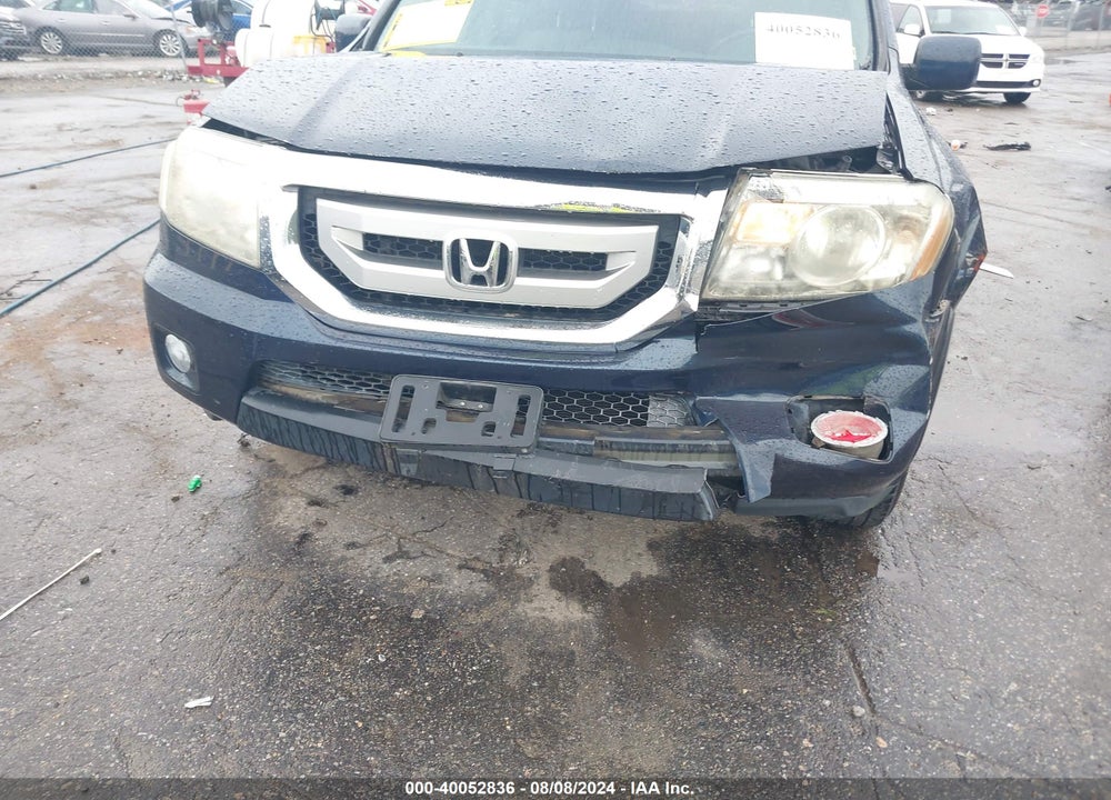 2011 HONDA PILOT EX-L VIN: 5FNYF3H52BB026915