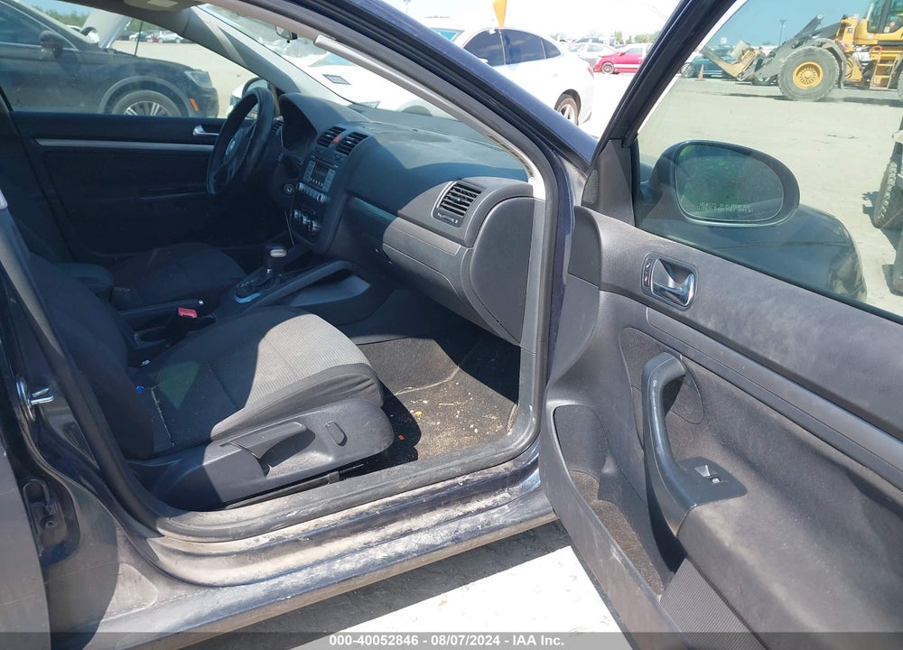 2010 VOLKSWAGEN JETTA S VIN: 3VWJX7AJXAM040226