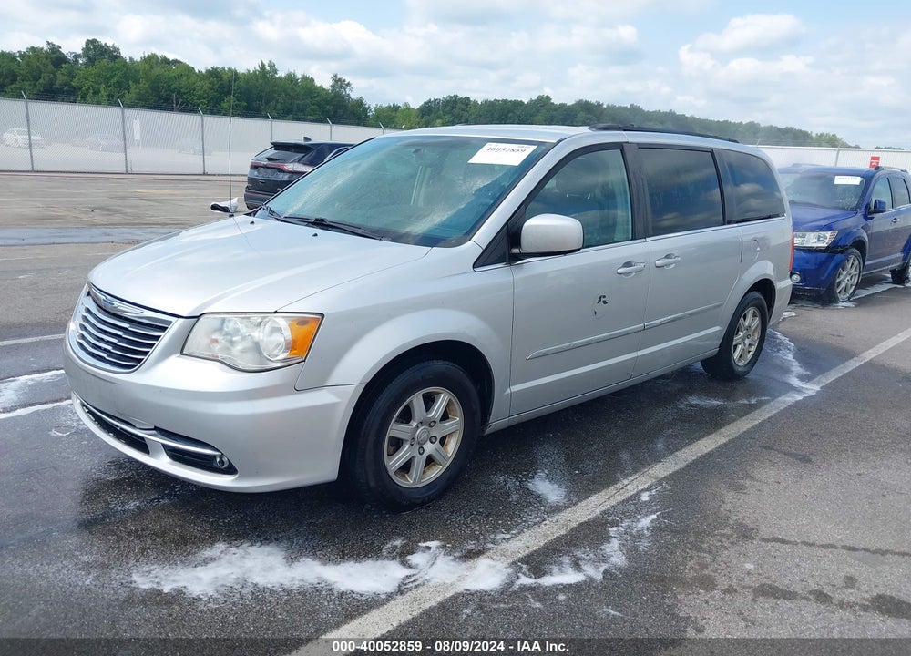 2012 CHRYSLER TOWN & COUNTRY VIN: 2C4RC1BGXCR337302