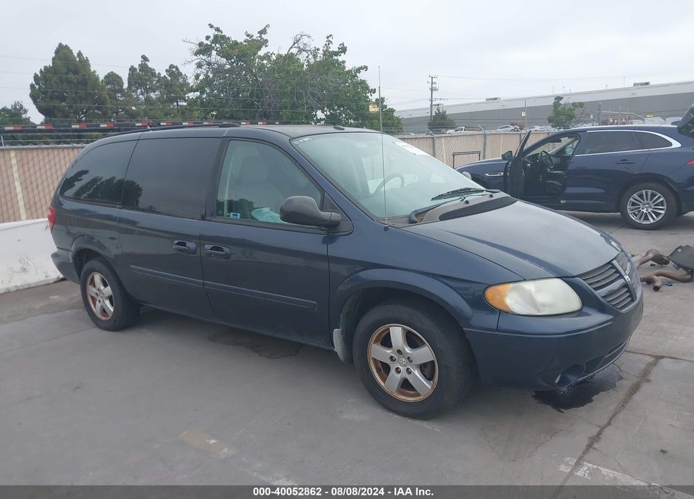 2007 DODGE GRAND CARAVAN SXT VIN: 2D4GP44L77R174060