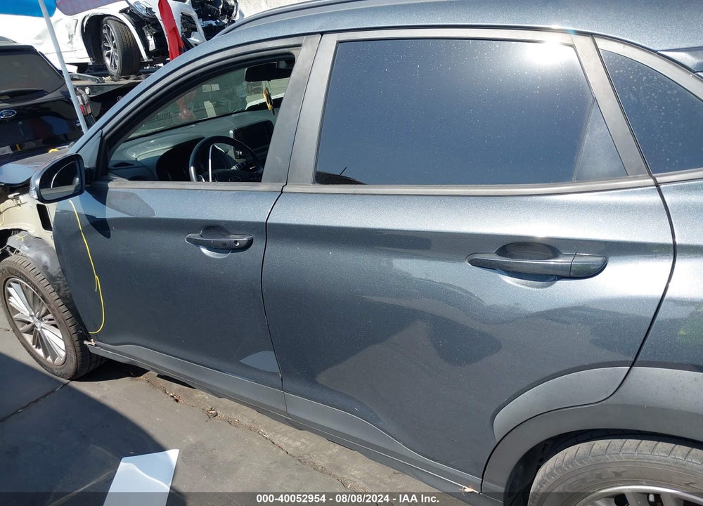 2018 HYUNDAI KONA SEL VIN: KM8K22AA2JU150302