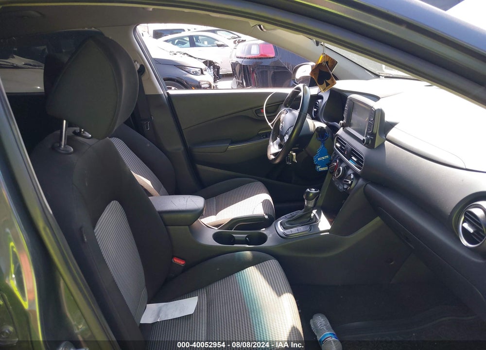 2018 HYUNDAI KONA SEL VIN: KM8K22AA2JU150302