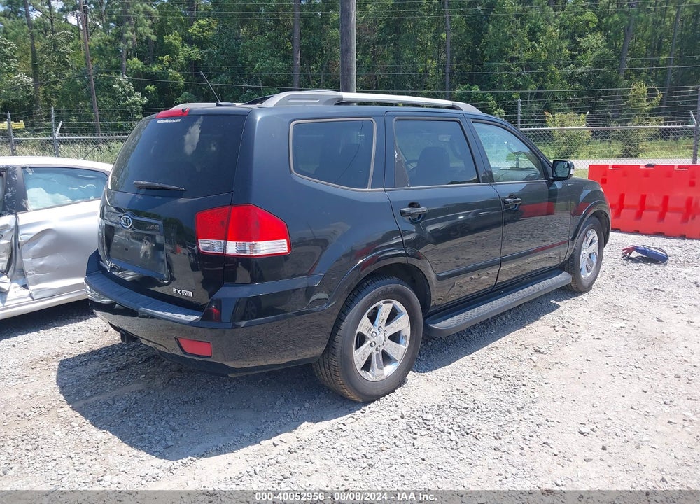 2009 KIA BORREGO EX V8 VIN: KNDJJ742695023854