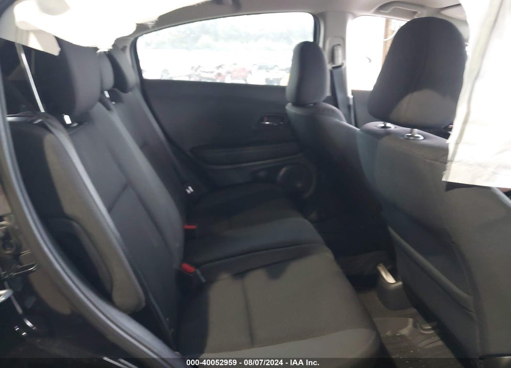 2022 HONDA HR-V AWD LX VIN: 3CZRU6H33NM724695