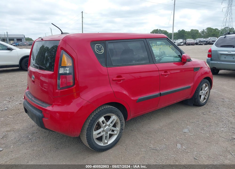 2011 KIA SOUL VIN: KNDJT2A28B7236221