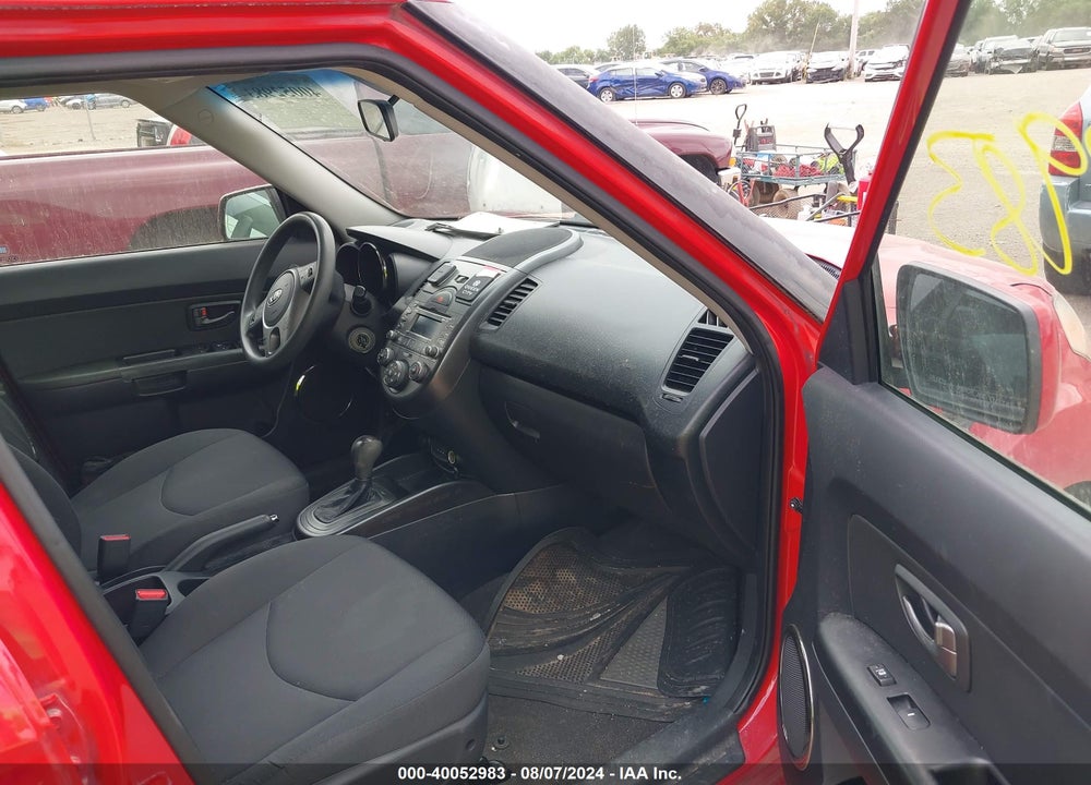2011 KIA SOUL VIN: KNDJT2A28B7236221