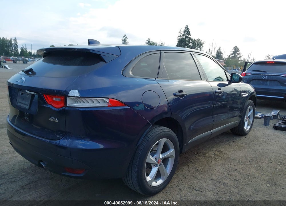 2018 JAGUAR F-PACE 25T PREMIUM VIN: SADCJ2FX1JA267478