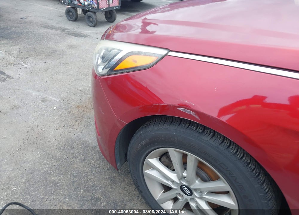 2015 HYUNDAI SONATA SE VIN: 5NPE24AF1FH176609