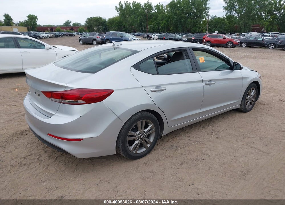 2017 HYUNDAI ELANTRA SE VIN: 5NPD84LF9HH177307