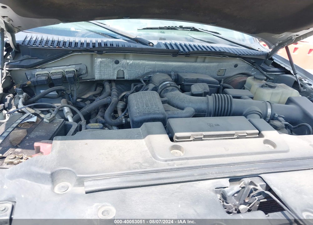 2010 FORD EXPEDITION XLT VIN: 1FMJU1F51AEA34577