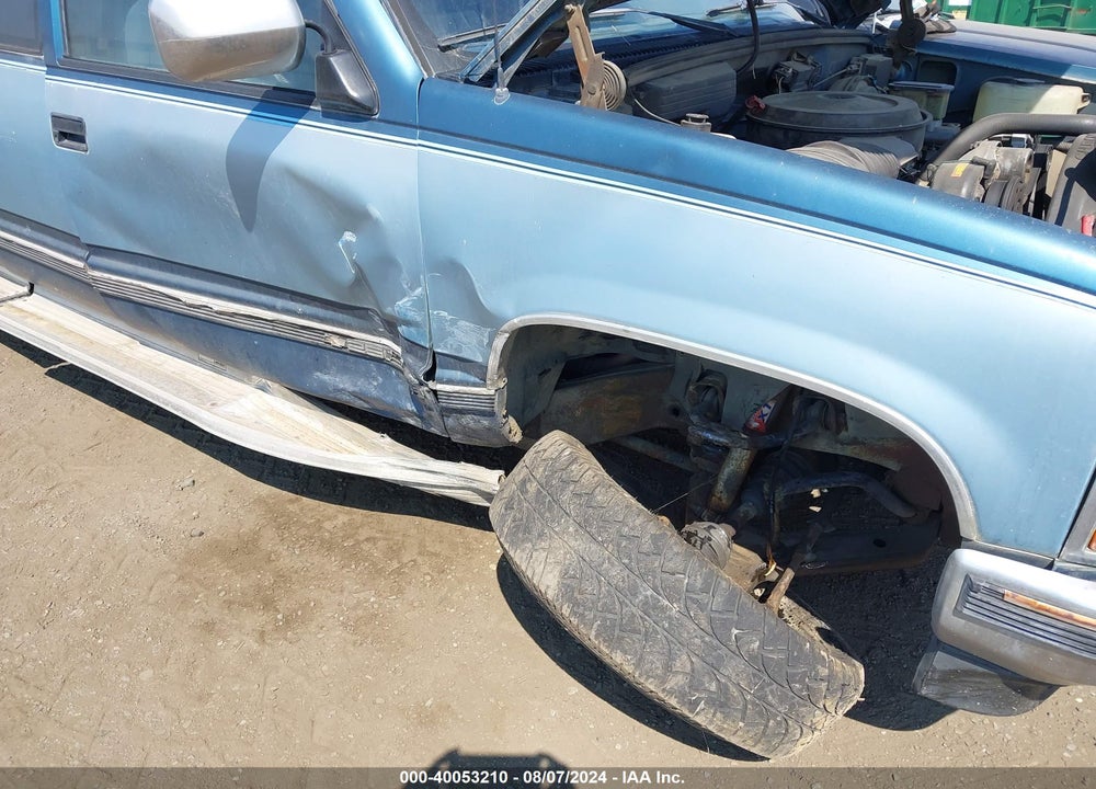 1990 CHEVROLET GMT-400 K2500 VIN: 2GCFK29K0L1244860