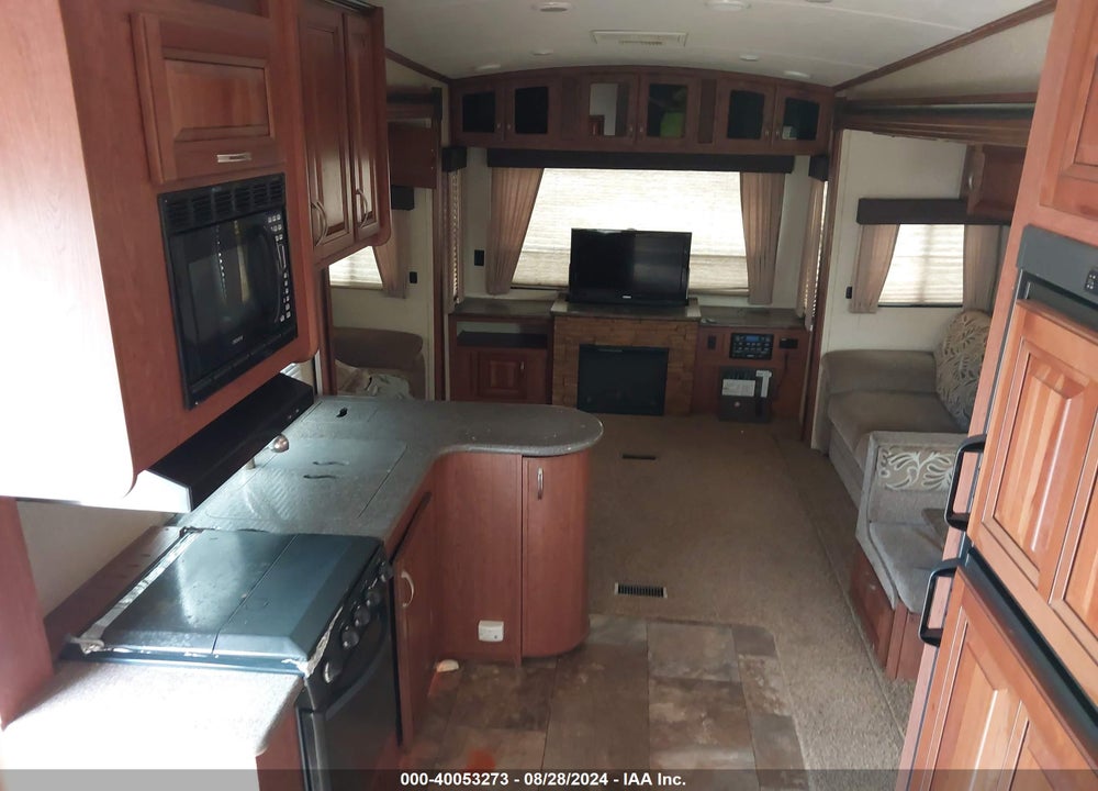 2013 FOREST RIVER WILDCAT 313RE VIN: 4X4FWCG22DV026863