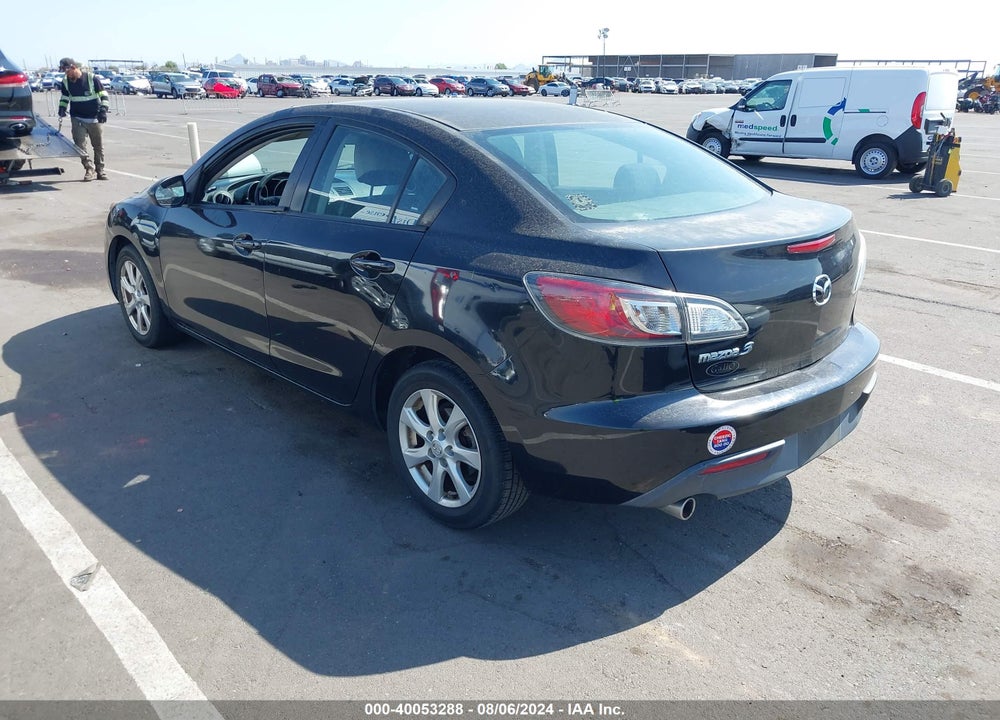 2010 MAZDA 3 I VIN: JM1BL1SG8A1313602