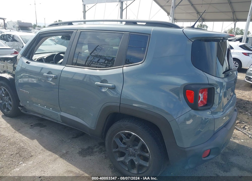 2016 JEEP RENEGADE LATITUDE VIN: ZACCJABT4GPE28861