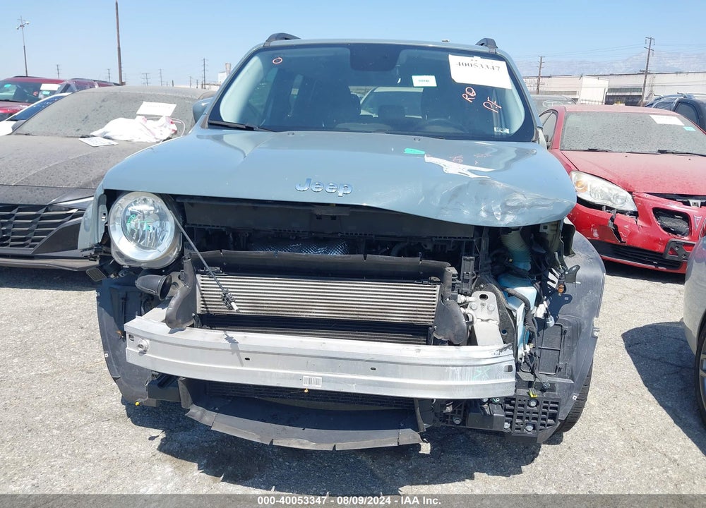 2016 JEEP RENEGADE LATITUDE VIN: ZACCJABT4GPE28861