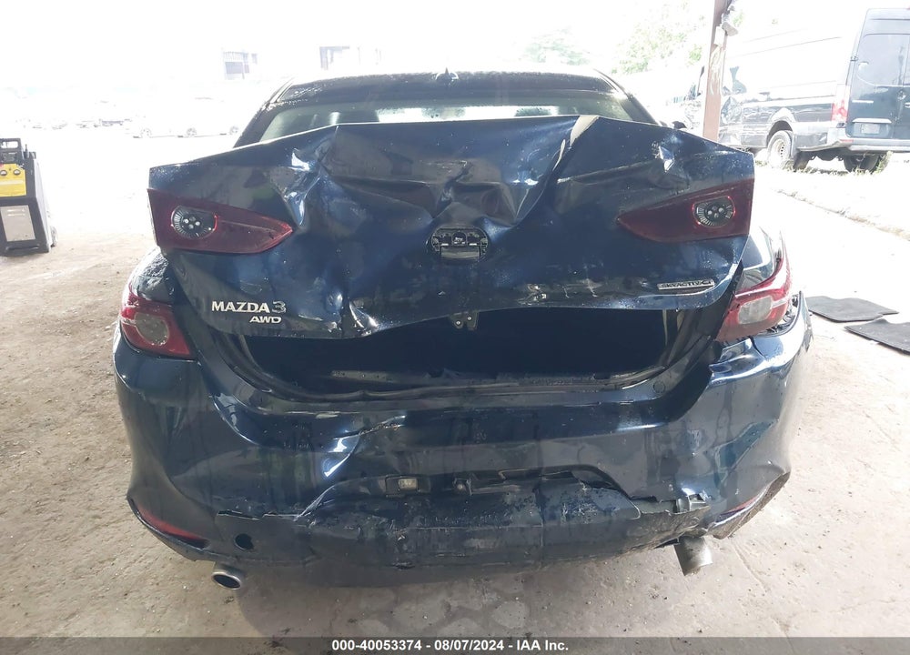 2019 MAZDA 3 PREFERRED PACKAGE VIN: JM1BPBDM7K1137060