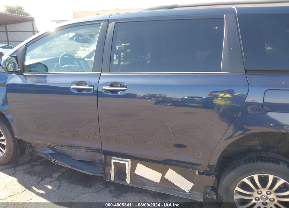 2019 TOYOTA SIENNA XLE 8 PASSENGER VIN: 5TDYZ3DC8KS001508