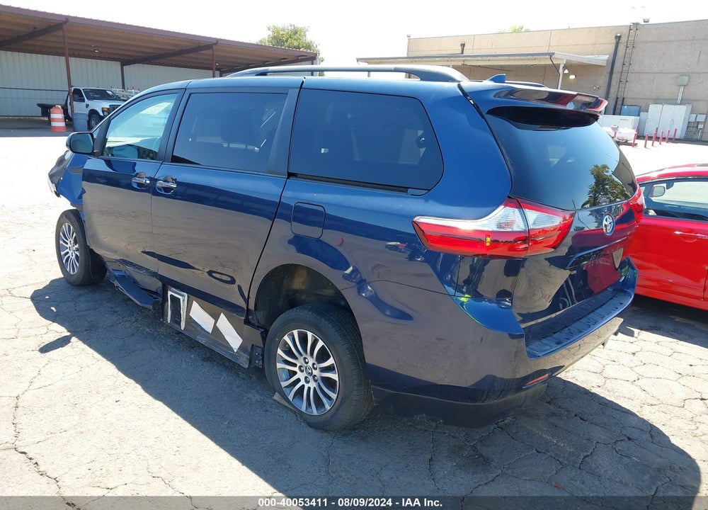 2019 TOYOTA SIENNA XLE 8 PASSENGER VIN: 5TDYZ3DC8KS001508