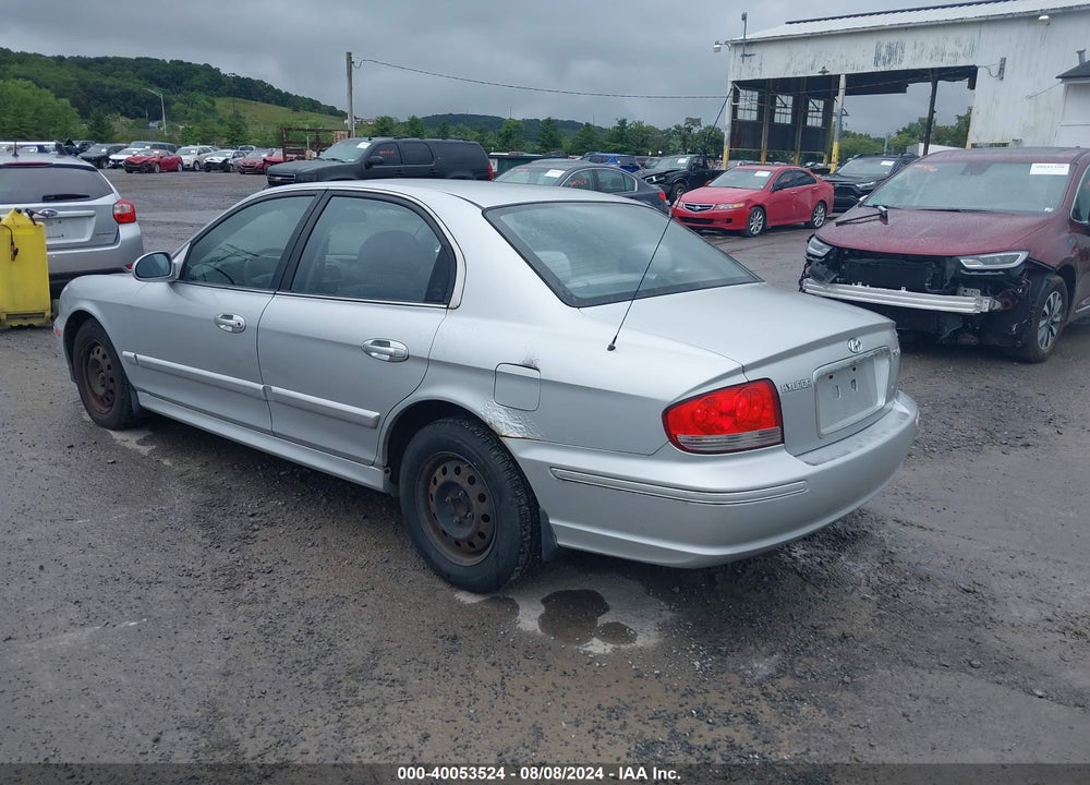 2003 HYUNDAI SONATA VIN: KMHWF25S33A753269