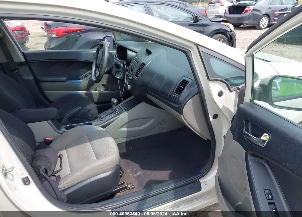 2015 KIA FORTE VIN: KNAFK4A63F5420875
