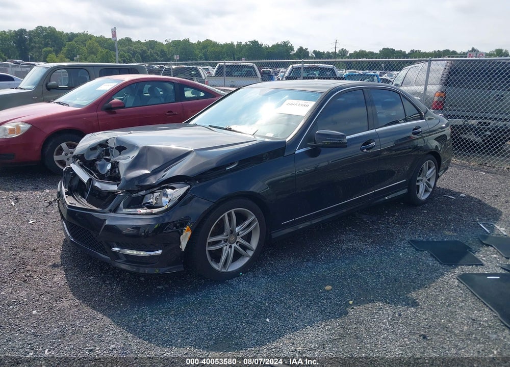 2012 MERCEDES-BENZ C 300 LUXURY 4MATIC/SPORT 4MATIC VIN: WDDGF8BB1CR209375