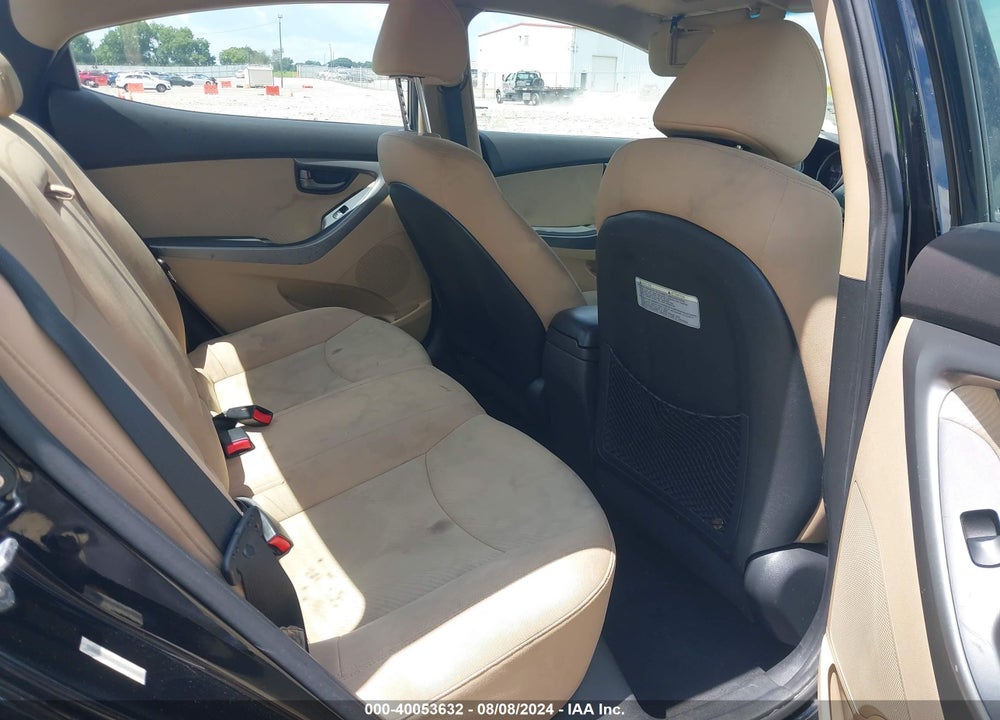 2013 HYUNDAI ELANTRA VIN: KMHDH4AE3DU881878