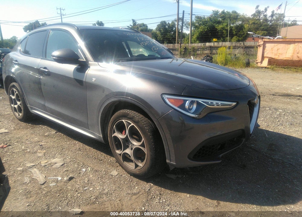 2023 ALFA ROMEO STELVIO TI AWD VIN: ZASPAKBN4P7D49798