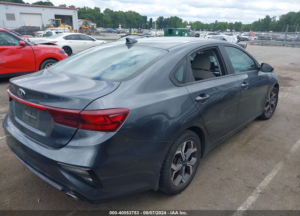 2021 KIA FORTE LXS VIN: 3KPF24AD3ME346585