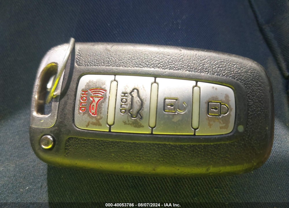 2013 HYUNDAI AZERA VIN: KMHFH4JG6DA300322