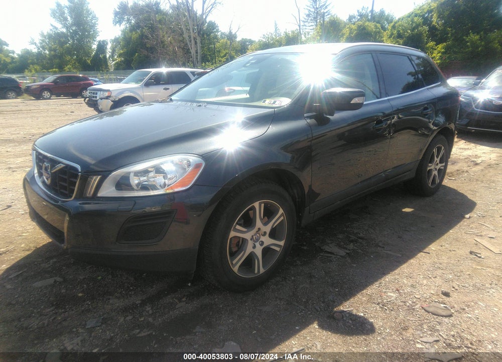 2013 VOLVO XC60 T6 VIN: YV4902DZ2D2368876