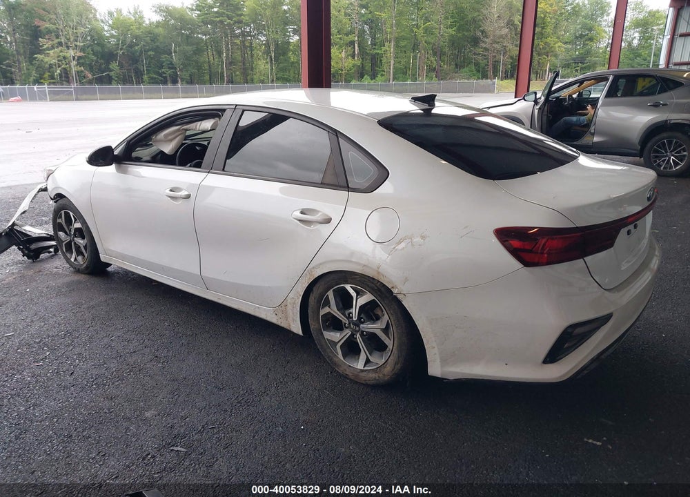 2021 KIA FORTE LXS VIN: 3KPF24AD0ME325869