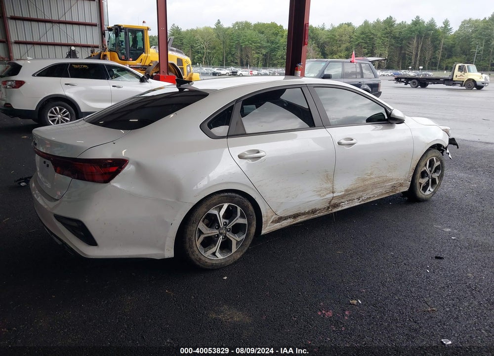 2021 KIA FORTE LXS VIN: 3KPF24AD0ME325869