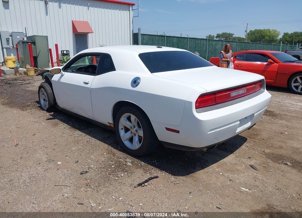 2013 DODGE CHALLENGER SXT PLUS VIN: 2C3CDYAG1DH582448