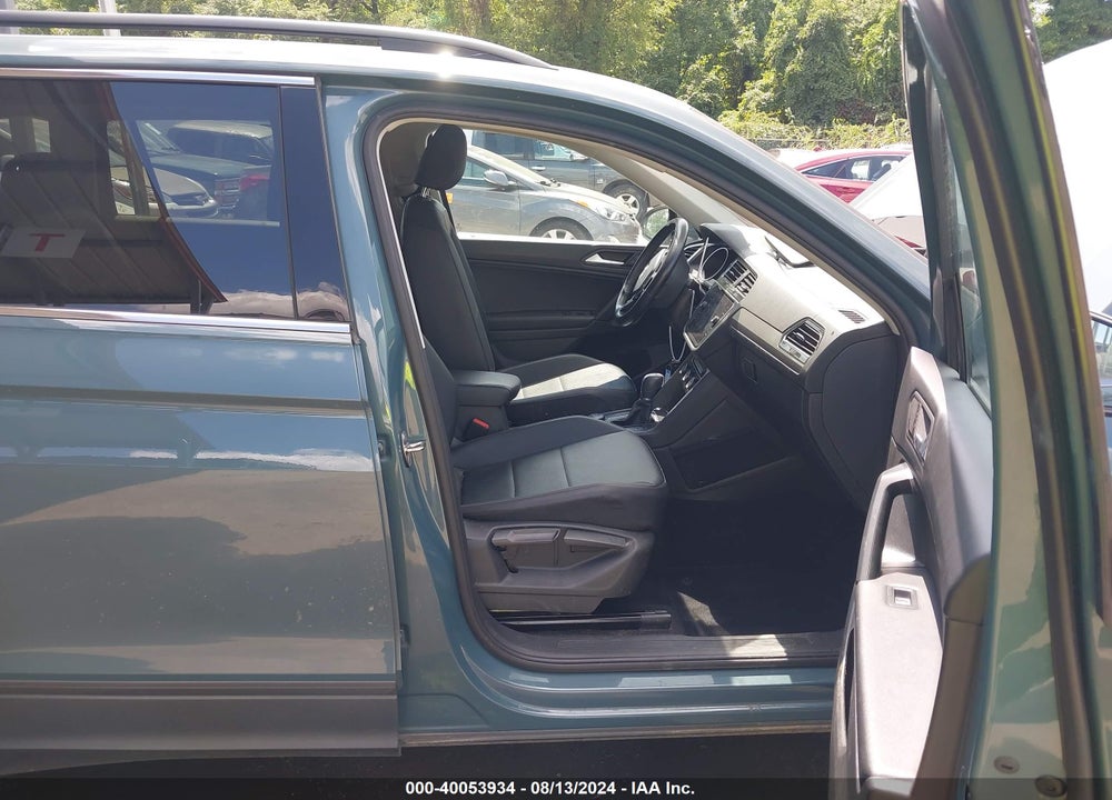 2019 VOLKSWAGEN TIGUAN 2.0T SE/2.0T SEL/2.0T SEL R-LINE/2.0T SEL R-LINE BLACK VIN: 3VV2B7AX3KM160981