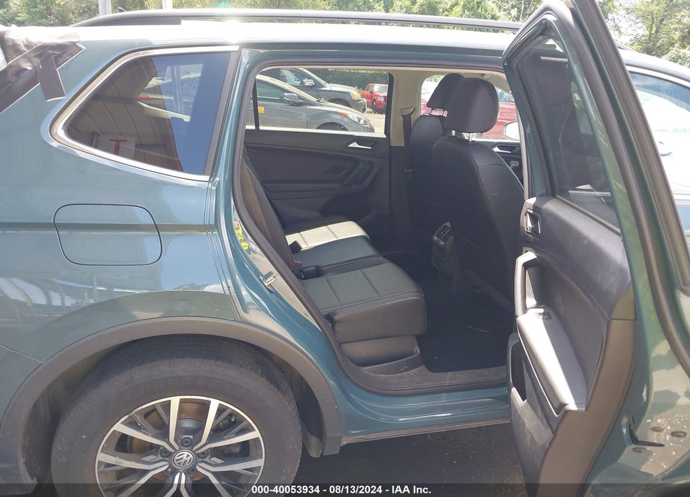 2019 VOLKSWAGEN TIGUAN 2.0T SE/2.0T SEL/2.0T SEL R-LINE/2.0T SEL R-LINE BLACK VIN: 3VV2B7AX3KM160981