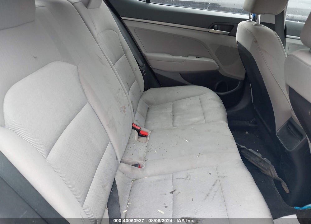 2017 HYUNDAI ELANTRA SE VIN: 5NPD74LF7HH183836