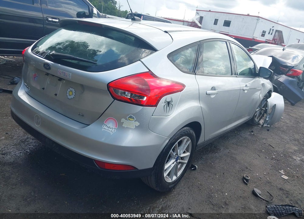 2018 FORD FOCUS SE VIN: 1FADP3K22JL238905