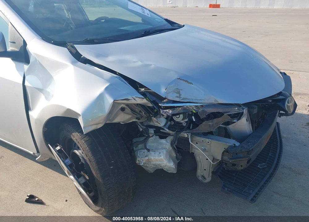 2017 TOYOTA COROLLA LE VIN: 5YFBURHE8HP582500