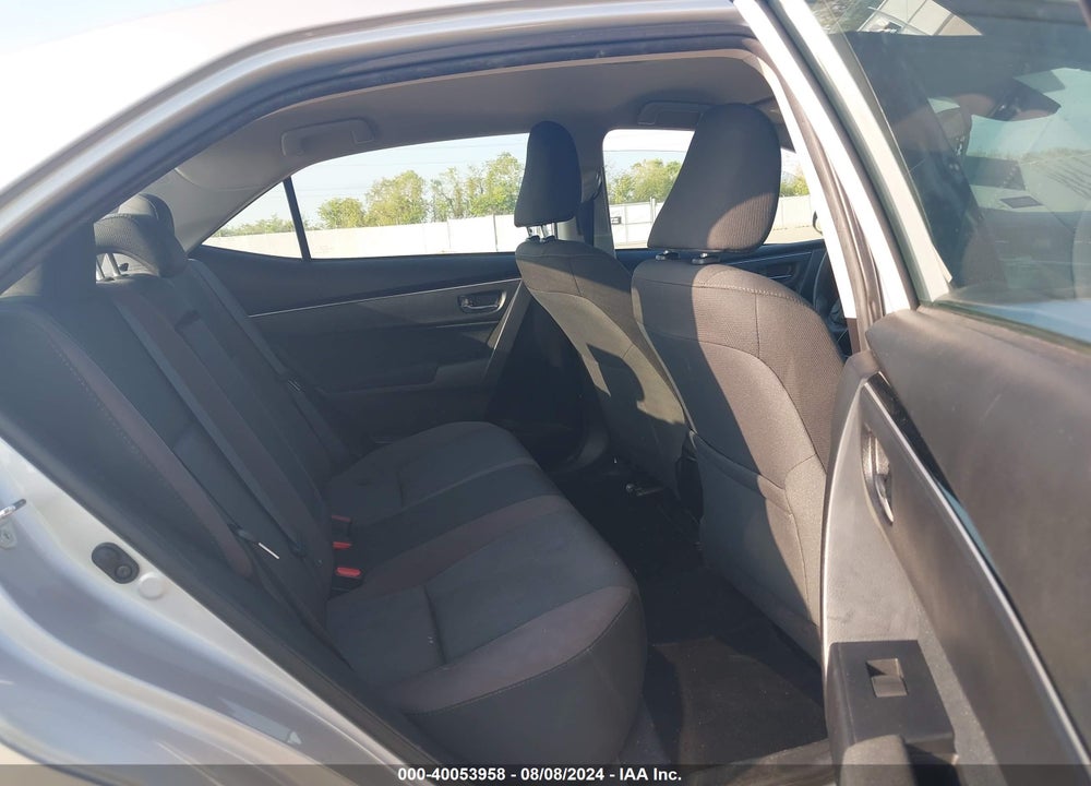 2017 TOYOTA COROLLA LE VIN: 5YFBURHE8HP582500