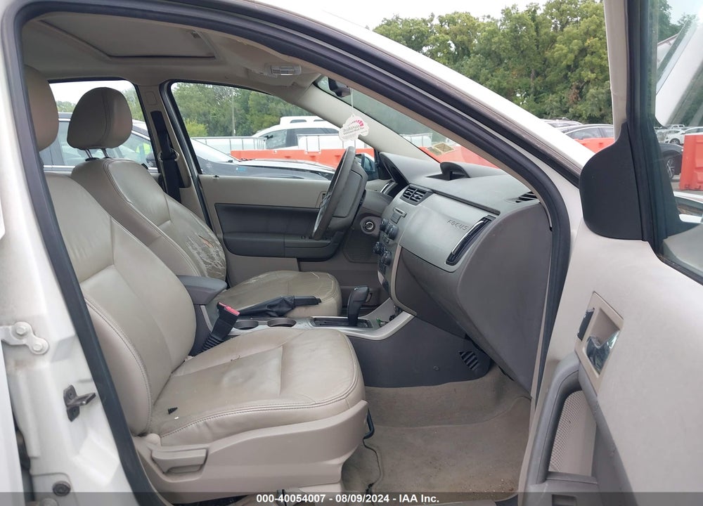 2010 FORD FOCUS SEL VIN: 1FAHP3HN0AW160514